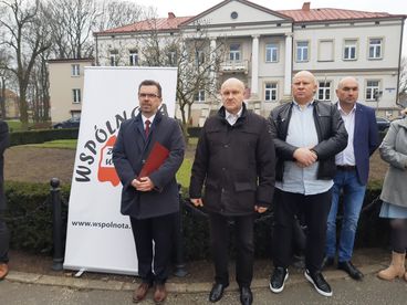 Konferencja prasowa Koalicji Wieluńskiej – prezentacja kandydatów do Rady Powiatu