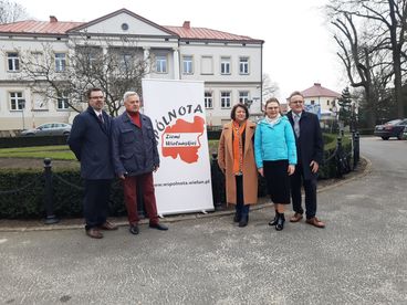 Konferencja prasowa Koalicji Wieluńskiej – prezentacja kandydatów do Rady Powiatu