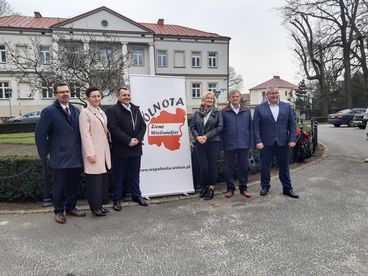 Konferencja prasowa Koalicji Wieluńskiej – prezentacja kandydatów do Rady Powiatu