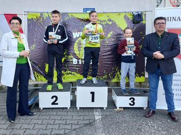Prawie 300 osób wystartowało w Biegu Tropem Wilczym w Wieluniu