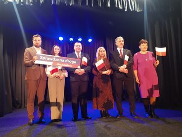 Konwencja wyborcza Prawa i Sprawiedliwości - prezentacja kandydata na burmistrza Wielunia Rafała Dudzińskiego i kandydatów do Rady Miasta i Rady Powiatu