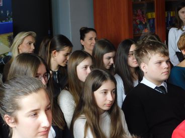 53 uczniów rywalizowało w Międzypowiatowym Konkursie Języka Angielskiego. Kto poradził sobie najlepiej?