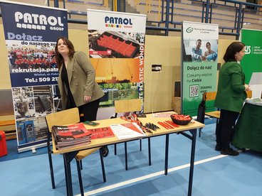 W hali WOSiR-u trwają targi edukacyjne