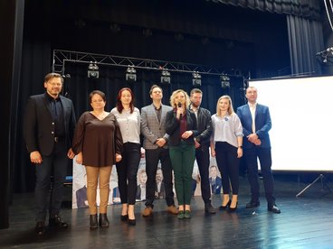 Konferencja prasowa Nowej Energii Dla Gminy– prezentacja kandydatki na burmistrza Praszki Agnieszki Karlak -Bartkowskiej i kandydatów do Rady Miasta