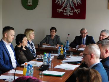 W Skomlinie odbyła się sesja, na której symbolicznie zakończono VIII kadencję Rady Gminy