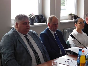 W Skomlinie odbyła się sesja, na której symbolicznie zakończono VIII kadencję Rady Gminy