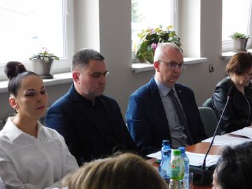W Skomlinie odbyła się sesja, na której symbolicznie zakończono VIII kadencję Rady Gminy