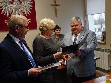 W Skomlinie odbyła się sesja, na której symbolicznie zakończono VIII kadencję Rady Gminy