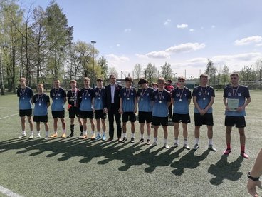 I LO i ZS nr 1 triumfują w piłkarskiej Licealiadzie