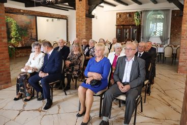 Złote Gody w gminie Wierzchlas. Medale w imieniu prezydenta RP otrzymało 14 par