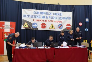 Drużyny ze Skomlina i Kurowa najlepsze w powiatowych eliminacjach Turnieju Bezpieczeństwa w Ruchu Drogowym. Największy pechowiec z nagrodą Radia ZW
