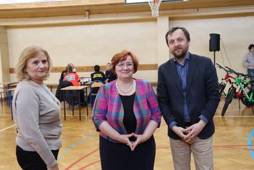 Drużyny ze Skomlina i Kurowa najlepsze w powiatowych eliminacjach Turnieju Bezpieczeństwa w Ruchu Drogowym. Największy pechowiec z nagrodą Radia ZW