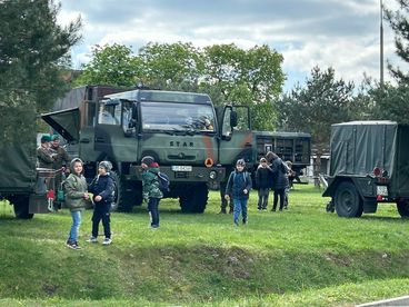 Dzień otwarty w 15 Sieradzkiej Brygadzie Wsparcia Dowodzenia