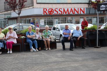 Na placu Legionów trwa „Ludowa majówka z magią”. Zaprasza Wieluński Dom Kultury