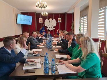 Osjaków: ślubowanie nowych radnych i nowej burmistrz