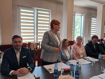 Osjaków: ślubowanie nowych radnych i nowej burmistrz