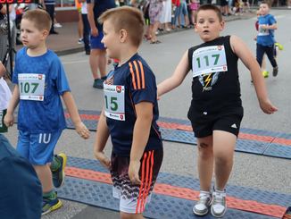 Pętla Wieluńska. Ponad 100 zawodników w biegu głównym, ponad 200 uczniów i przedszkolaków
