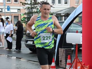 Pętla Wieluńska. Ponad 100 zawodników w biegu głównym, ponad 200 uczniów i przedszkolaków