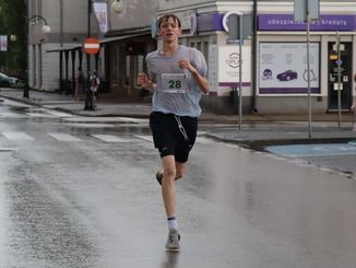 Pętla Wieluńska. Ponad 100 zawodników w biegu głównym, ponad 200 uczniów i przedszkolaków