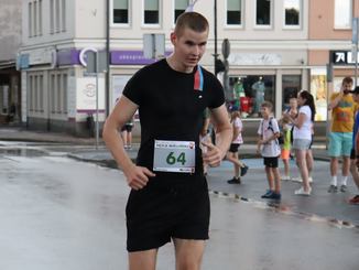 Pętla Wieluńska. Ponad 100 zawodników w biegu głównym, ponad 200 uczniów i przedszkolaków
