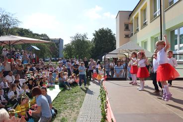 Piknik z okazji Dnia Rodziny odbył się w Przedszkolu nr 4 w Wieluniu
