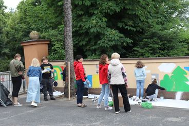 Kolorowy mural powstał na terenie Przedsiębiorstwa Komunalnego w Wieluniu