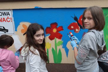 Kolorowy mural powstał na terenie Przedsiębiorstwa Komunalnego w Wieluniu