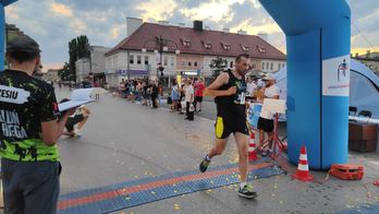 Michał Bator i Barbara Pawełczak zwyciężają w Wieluńskiej Pionie