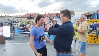 Michał Bator i Barbara Pawełczak zwyciężają w Wieluńskiej Pionie