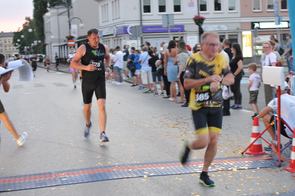 Michał Bator i Barbara Pawełczak zwyciężają w Wieluńskiej Pionie