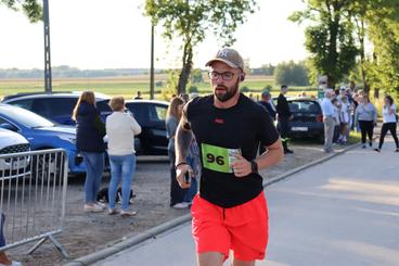 Mateusz Krajda i Aleksandra Kudra najszybsi w Czarnożyłach. Bieg Powitania Lata ukończyło prawie 100 osób
