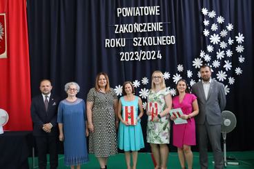 Powiatowe zakończenie roku szkolnego odbyło się dziś w II LO w Wieluniu
