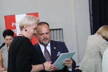Powiatowe zakończenie roku szkolnego odbyło się dziś w II LO w Wieluniu