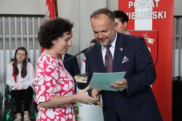 Powiatowe zakończenie roku szkolnego odbyło się dziś w II LO w Wieluniu