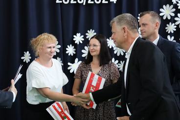 Powiatowe zakończenie roku szkolnego odbyło się dziś w II LO w Wieluniu