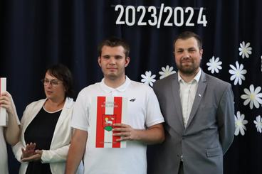 Powiatowe zakończenie roku szkolnego odbyło się dziś w II LO w Wieluniu
