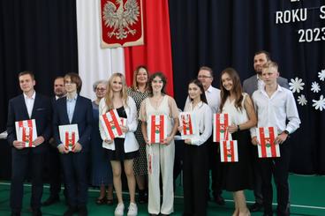 Powiatowe zakończenie roku szkolnego odbyło się dziś w II LO w Wieluniu