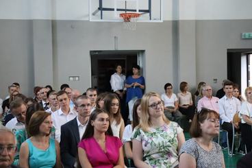Powiatowe zakończenie roku szkolnego odbyło się dziś w II LO w Wieluniu