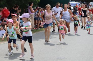 Załęcze Ultra Run po raz trzeci. Setki zawodników w Bobrownikach