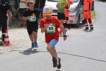 Załęcze Ultra Run po raz trzeci. Setki zawodników w Bobrownikach