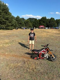 Pół tysiąca motocykli i prawie drugie tyle zwiedzających. XXII Zlot Motocyklowy w Konopnicy za nami