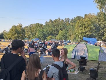 Pół tysiąca motocykli i prawie drugie tyle zwiedzających. XXII Zlot Motocyklowy w Konopnicy za nami