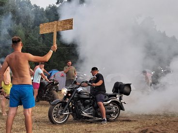 Pół tysiąca motocykli i prawie drugie tyle zwiedzających. XXII Zlot Motocyklowy w Konopnicy za nami