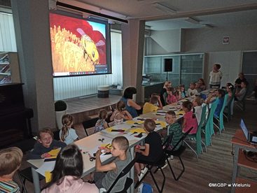 Warsztaty literacko-przyrodnicze w wieluńskiej bibliotece