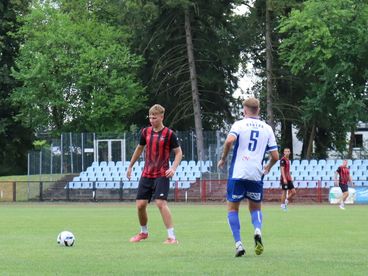 Sparingi czwartoligowców. Zwycięstwo WKS-u 1957 i porażka Warta