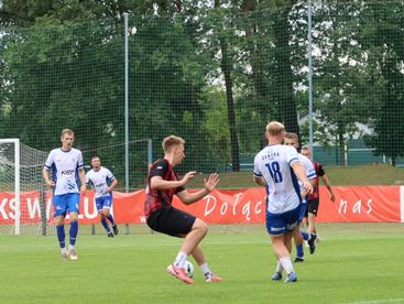 Sparingi czwartoligowców. Zwycięstwo WKS-u 1957 i porażka Warta