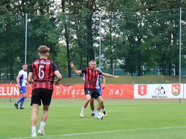 Sparingi czwartoligowców. Zwycięstwo WKS-u 1957 i porażka Warta