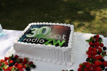 Dziś świętujemy 30-lecie Radia ZW razem z naszymi słuchaczami!