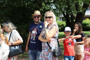 Dziś świętujemy 30-lecie Radia ZW razem z naszymi słuchaczami!