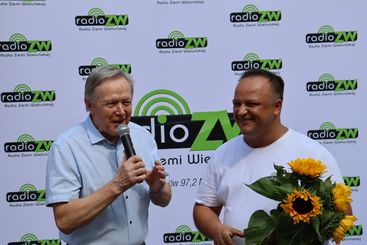 Dziś świętujemy 30-lecie Radia ZW razem z naszymi słuchaczami!